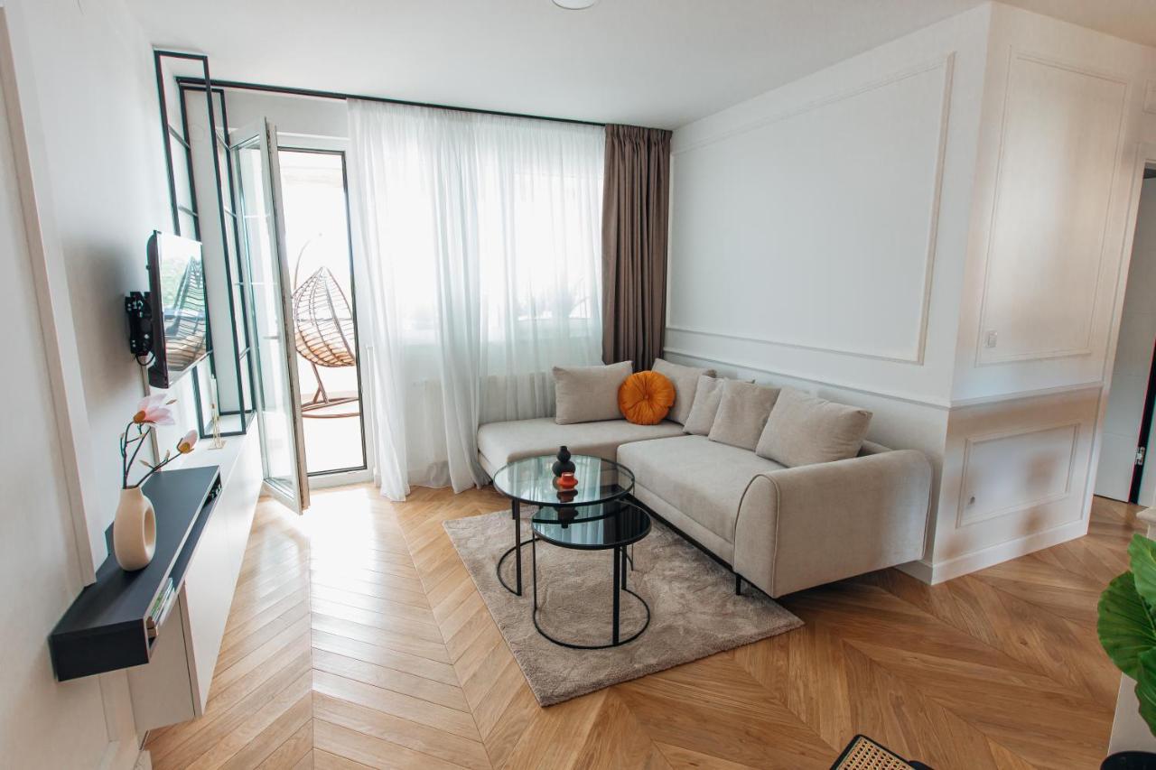 Stan Na Dan - Chic Home Banja Luka Exterior foto